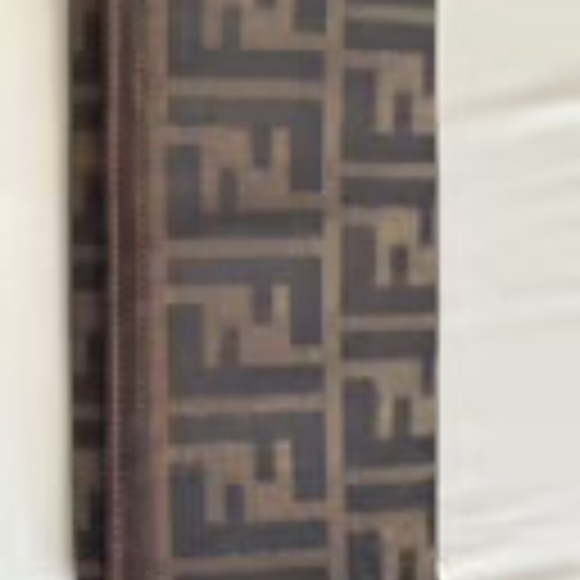 Fendi wallet - Picture 4 of 10